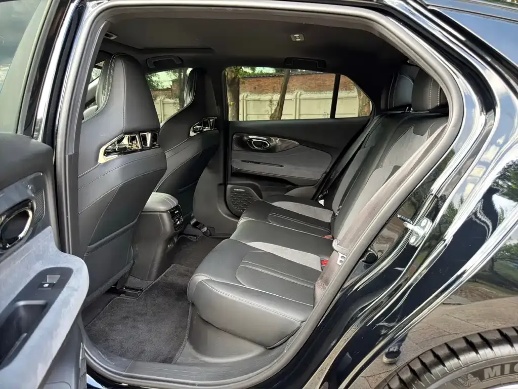 GAC Motor Shadow Leopard — фото 4
