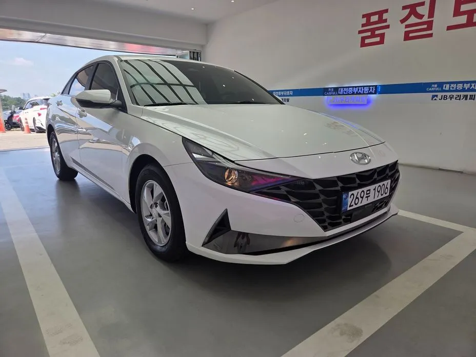 Hyundai AVANTE — фото 2