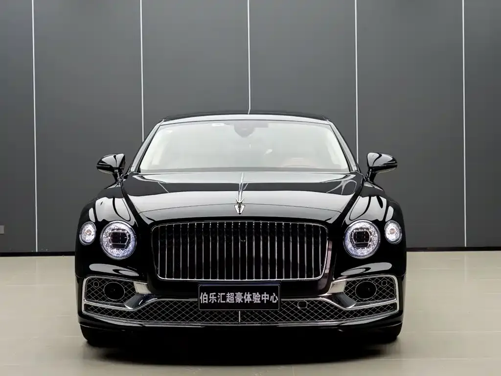 Bentley Flying Spur — фото 7