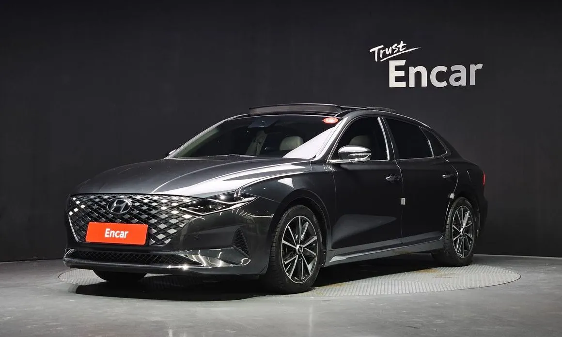 Hyundai Grandeur — фото 1