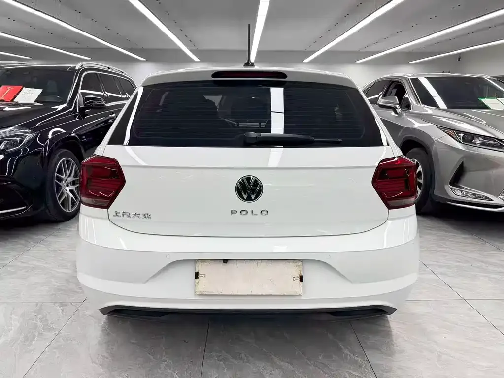 Volkswagen Polo — фото 3