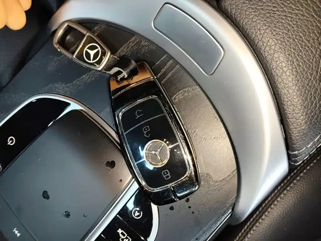 Mercedes-Benz C-Class — фото 6
