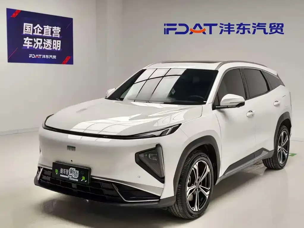 Geely Galaxy L7 — фото 1