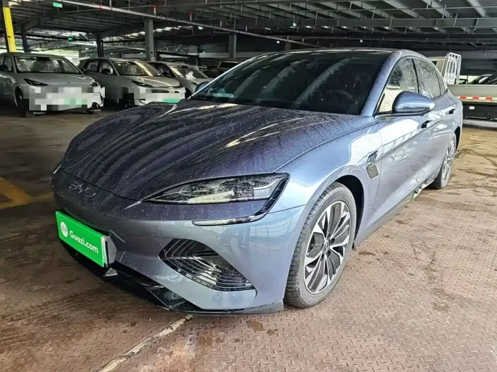 BYD Seal — фото 1