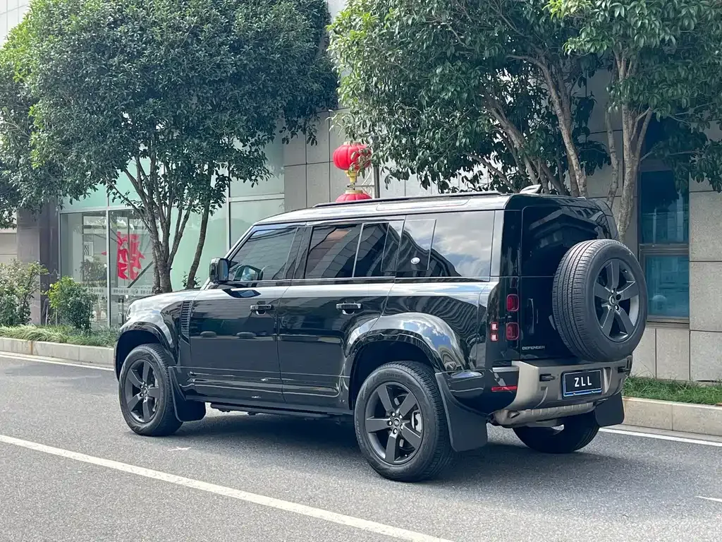 Land Rover Defender — фото 4