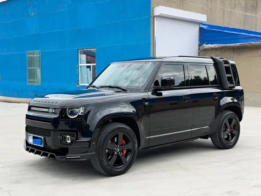 Land Rover Defender — фото 1