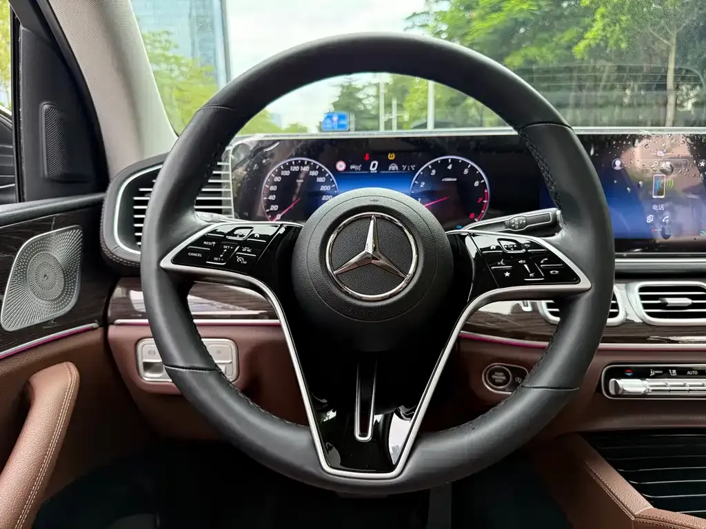 Mercedes-Benz GLE (Import) — фото 4