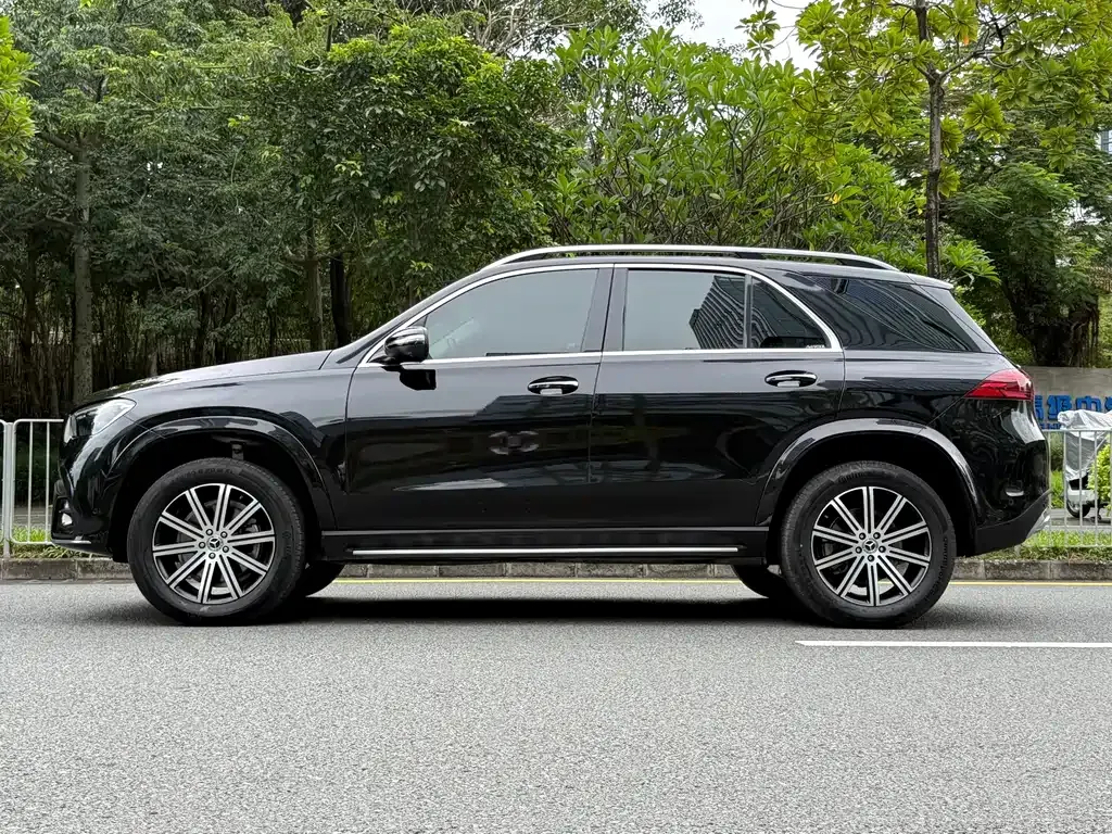 Mercedes-Benz GLE (Import) — фото 8