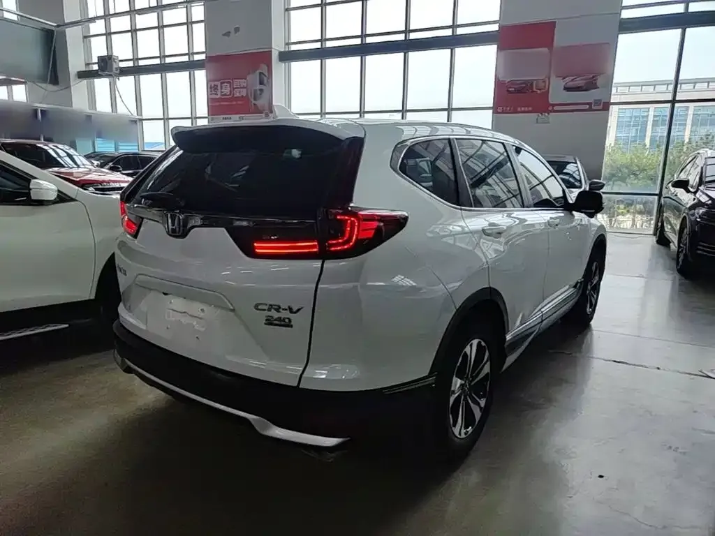 Honda CR-V — фото 9