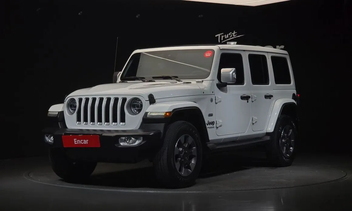 Jeep Wrangler — фото 1