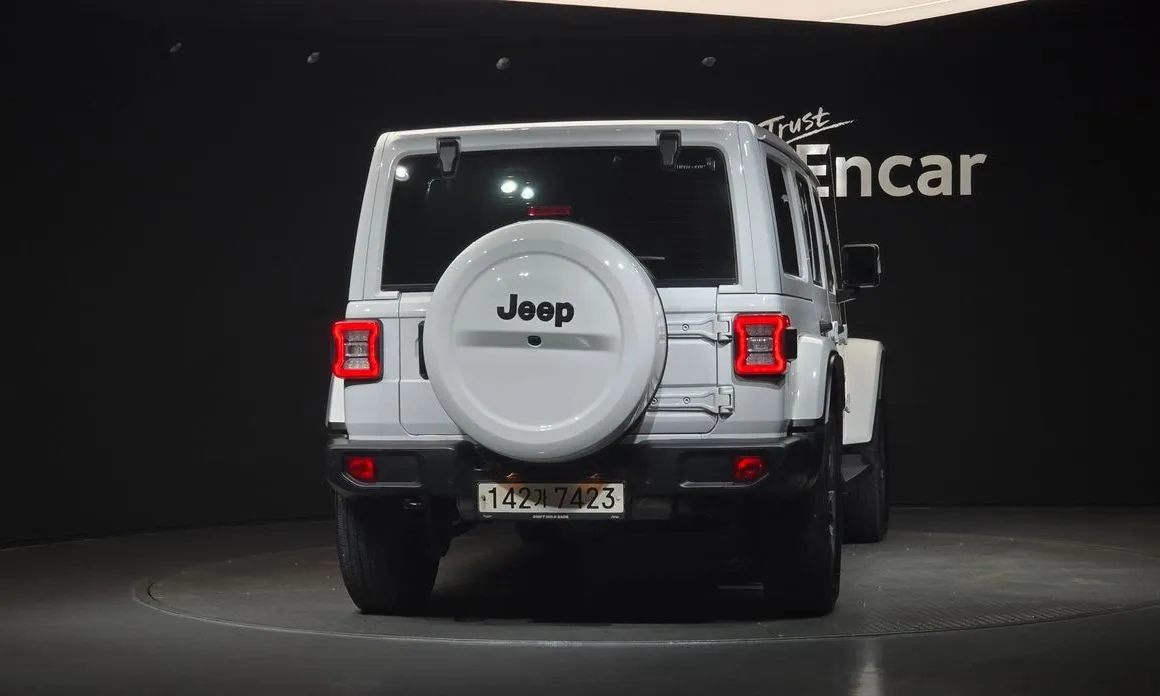 Jeep Wrangler — фото 3