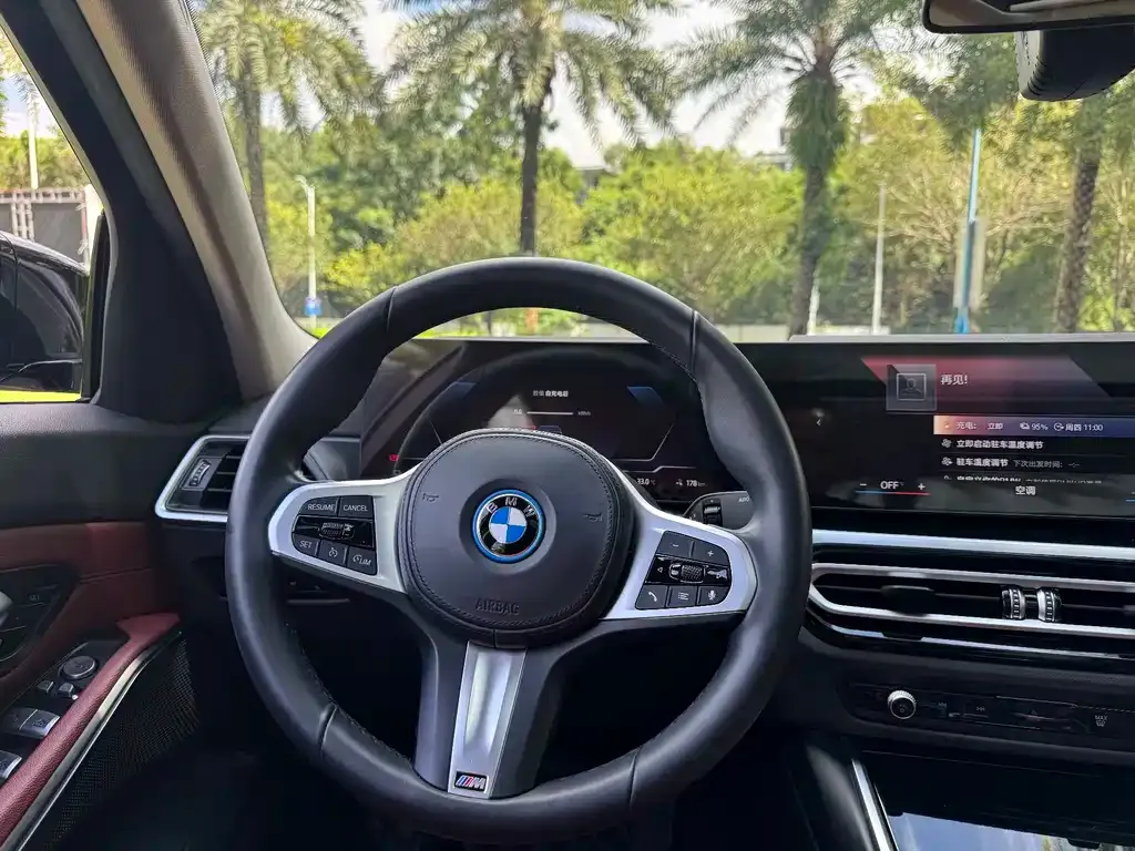 BMW i3 — фото 4