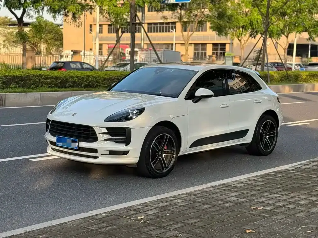Porsche Macan — фото 1