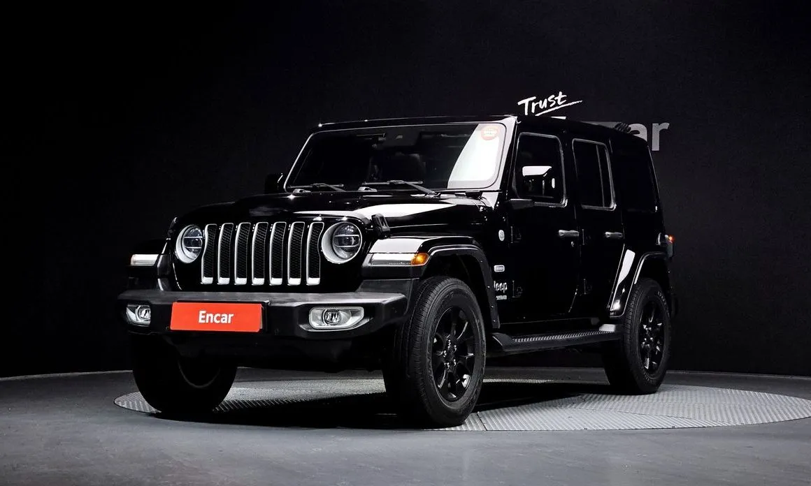 Jeep Wrangler — фото 1