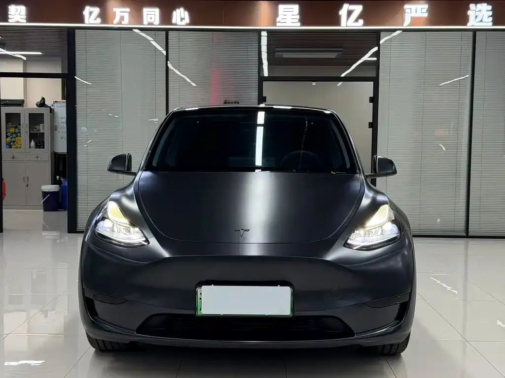 Tesla Model Y — фото 5