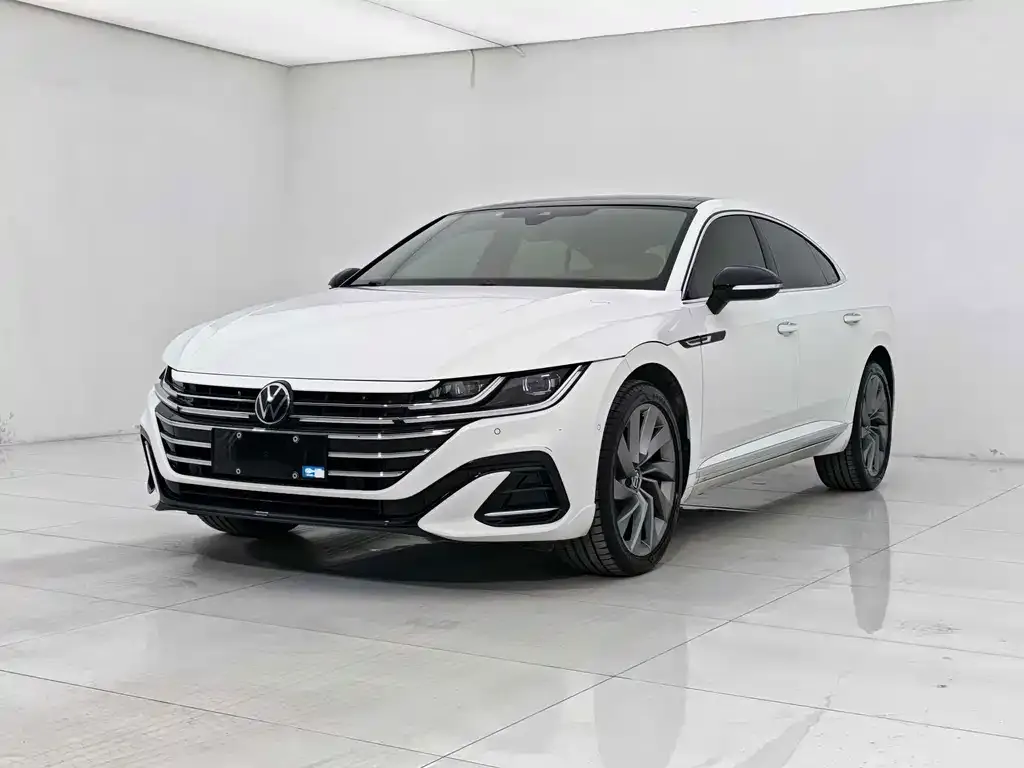 Volkswagen CC — фото 1