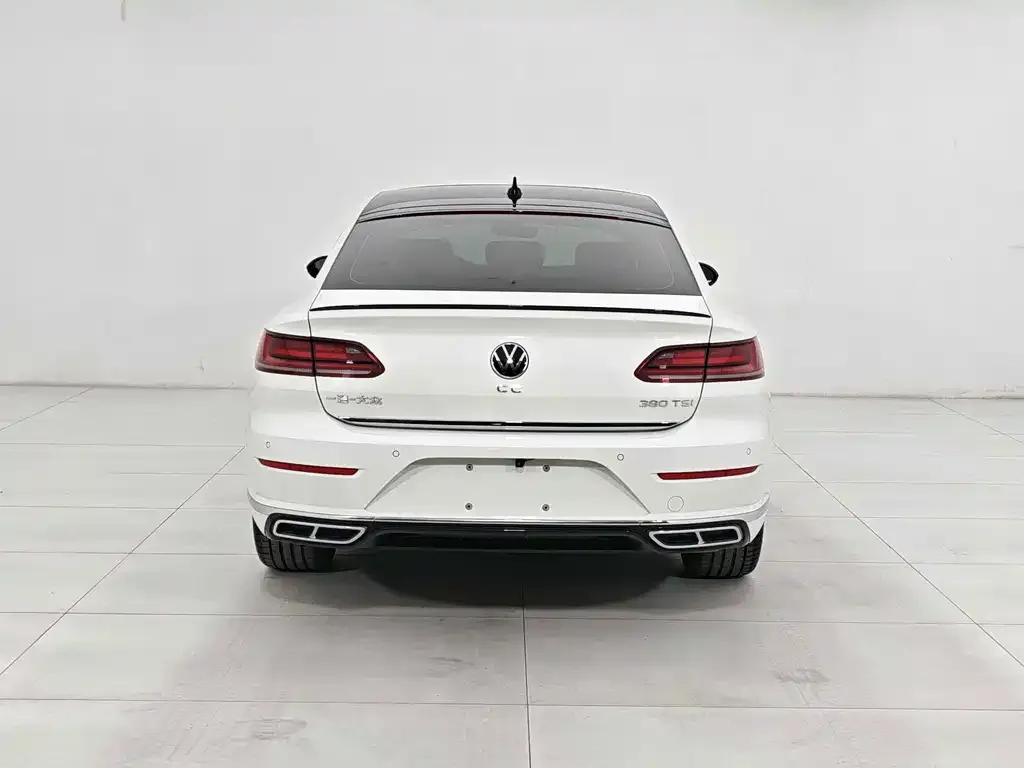Volkswagen CC — фото 6