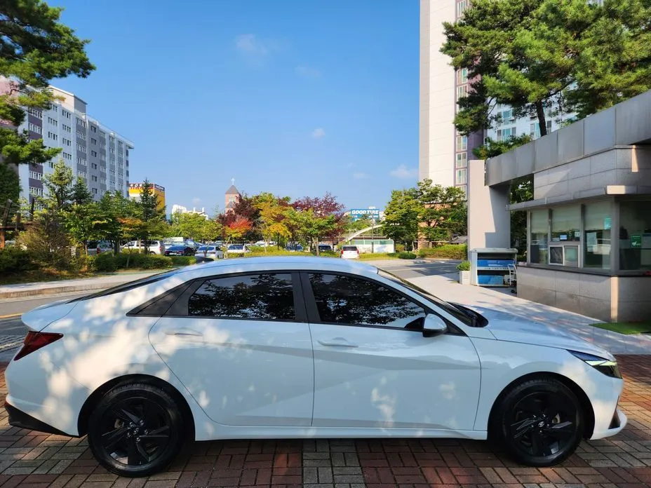 Hyundai AVANTE — фото 7