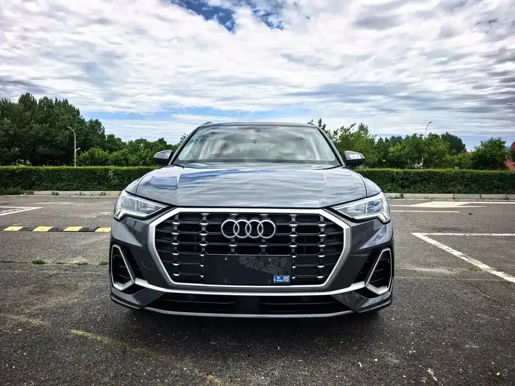 Audi Q3 — фото 3