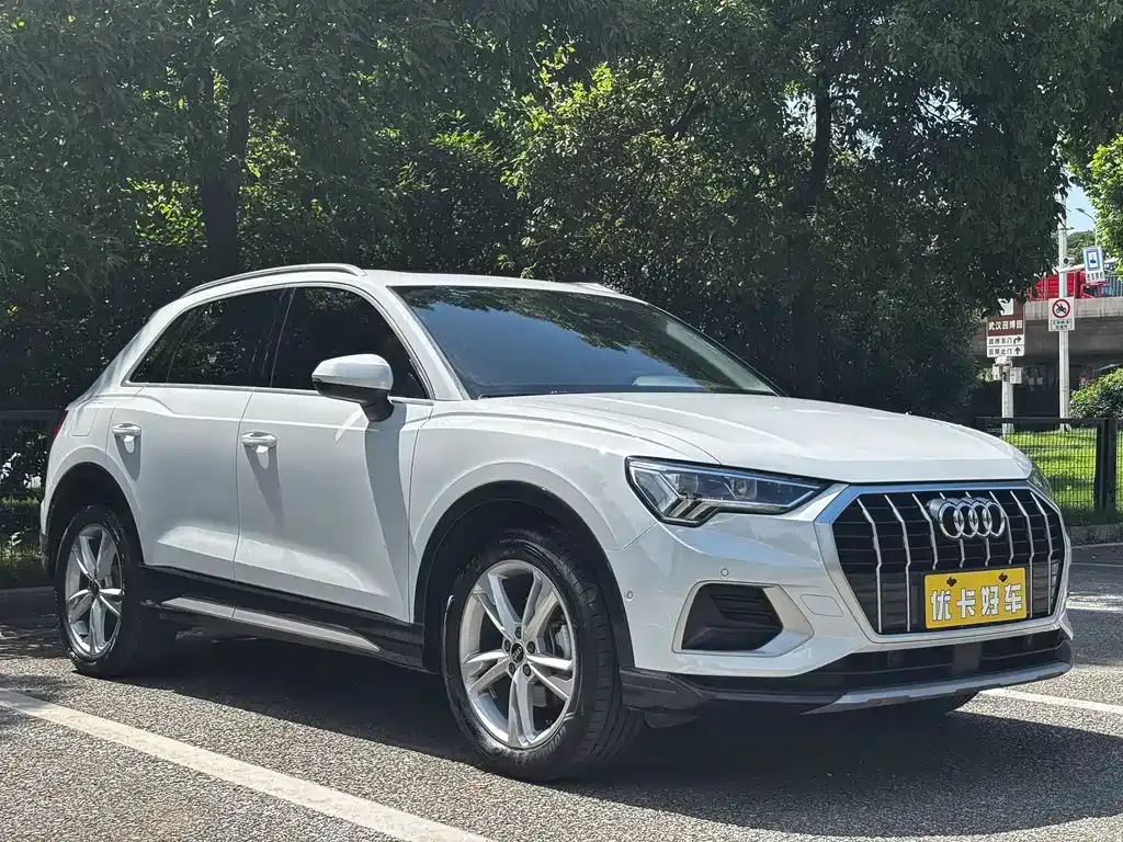 Audi Q3 — фото 5
