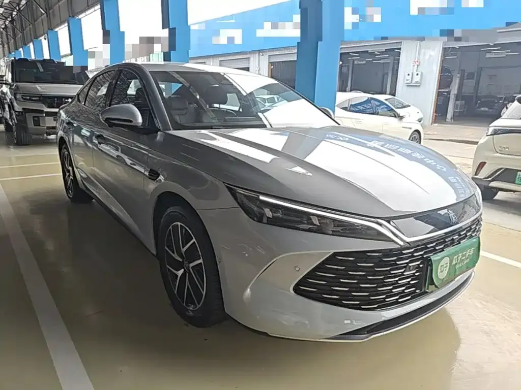BYD Qin L — фото 8