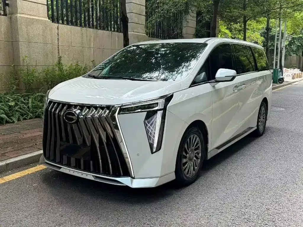 GAC Motor Trumpchi M8 — фото 1