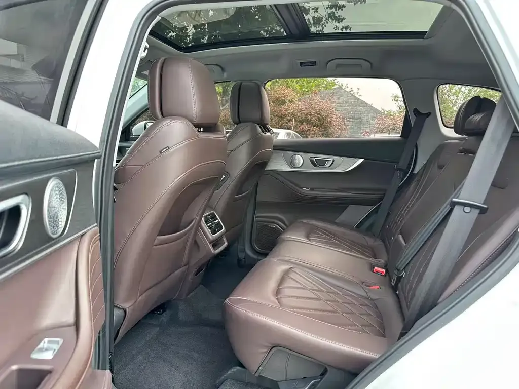 Chery Tiggo 8 PRO — фото 6