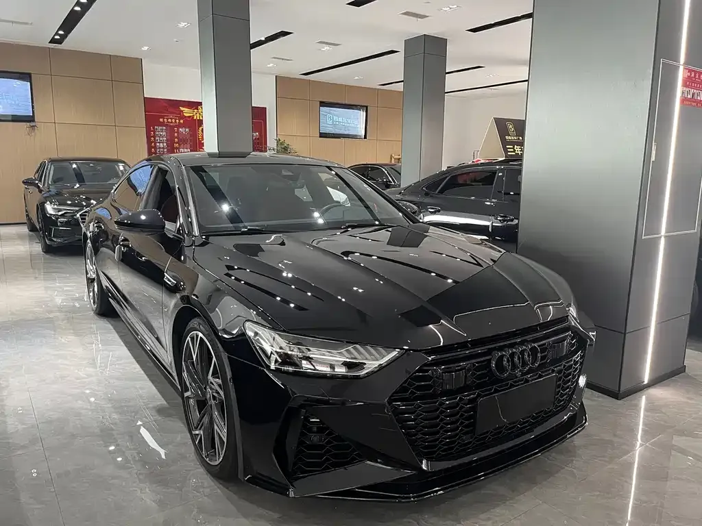 Audi A7L — фото 8