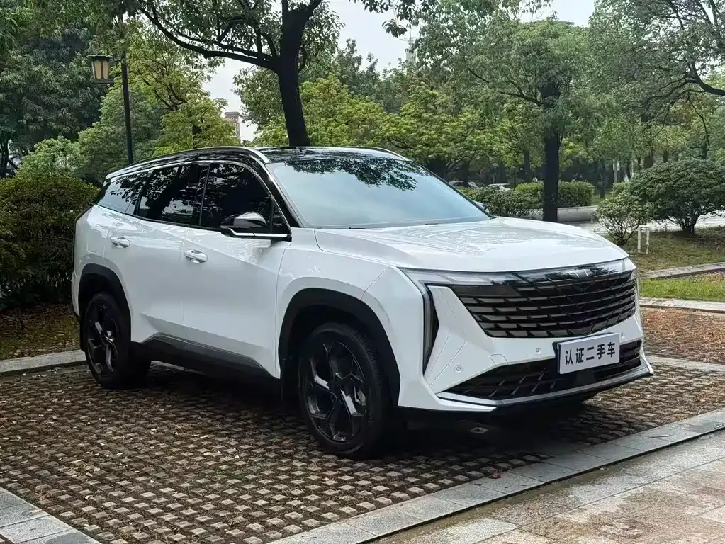 Geely Boyue L — фото 10