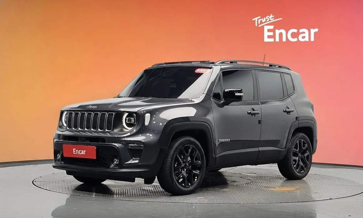 Jeep Renegade — фото 1