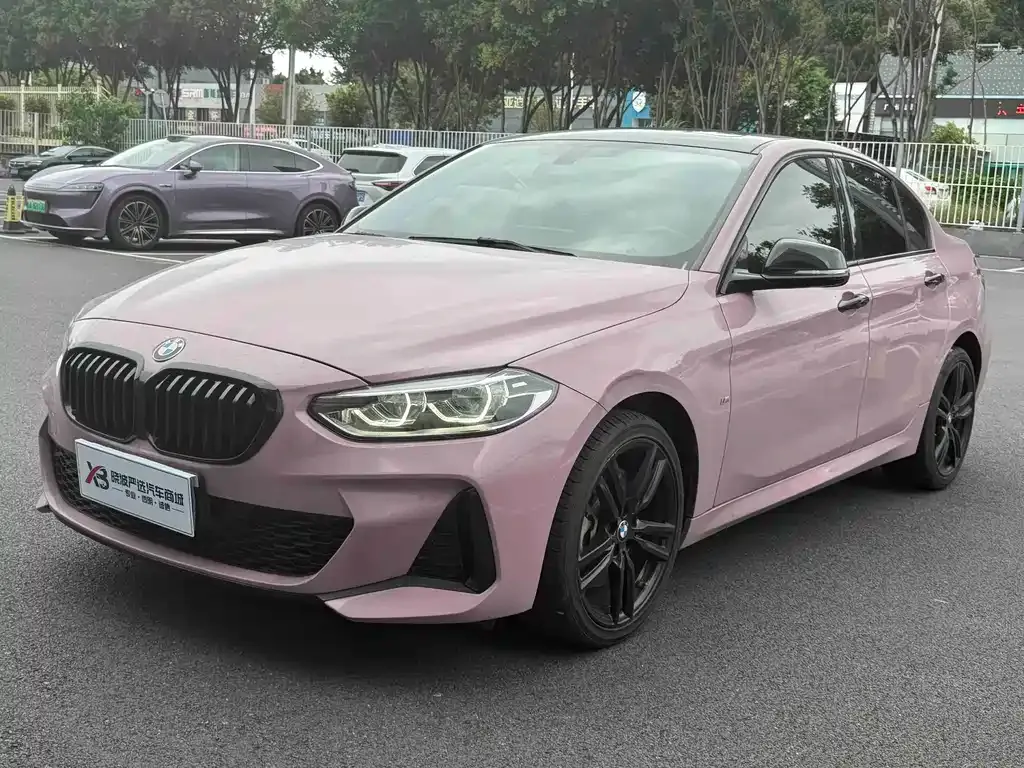BMW 1 Series — фото 1