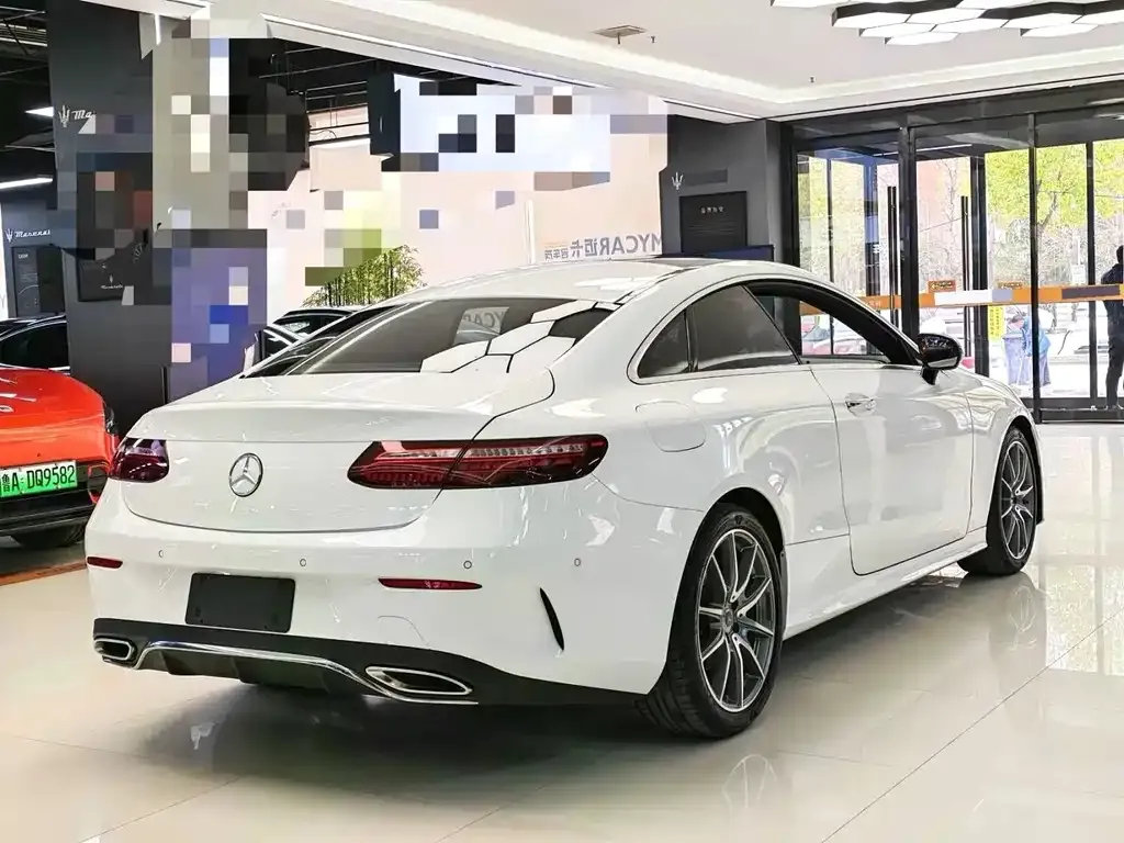Mercedes-Benz E-Class (Import) — фото 6
