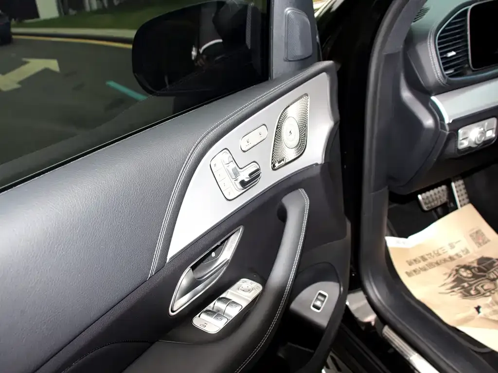 Mercedes-Benz GLE AMG — фото 7