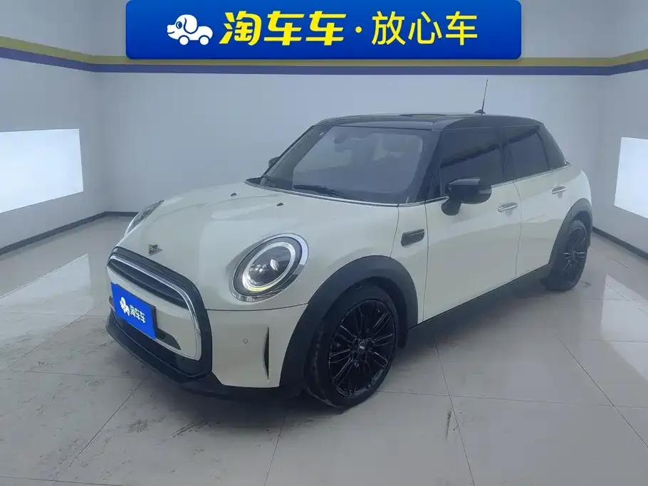 MINI Cooper (3-door) — фото 1