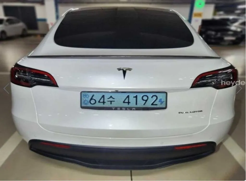 Tesla Model Y — фото 7