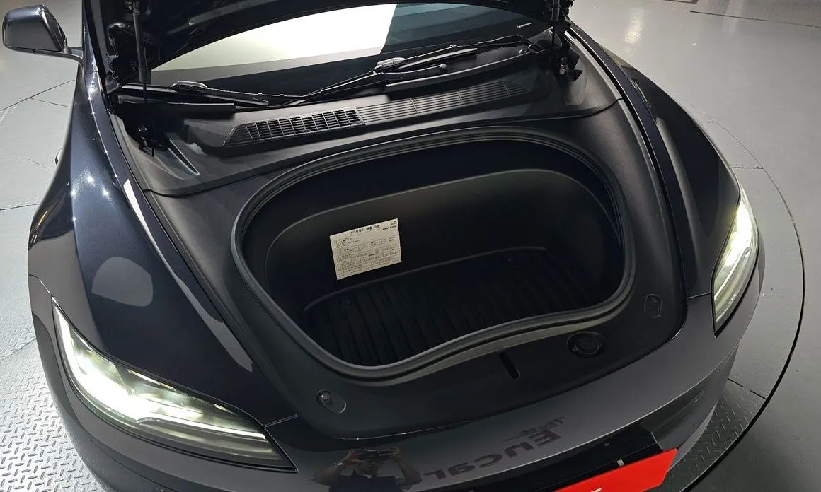 Tesla Model 3 — фото 10