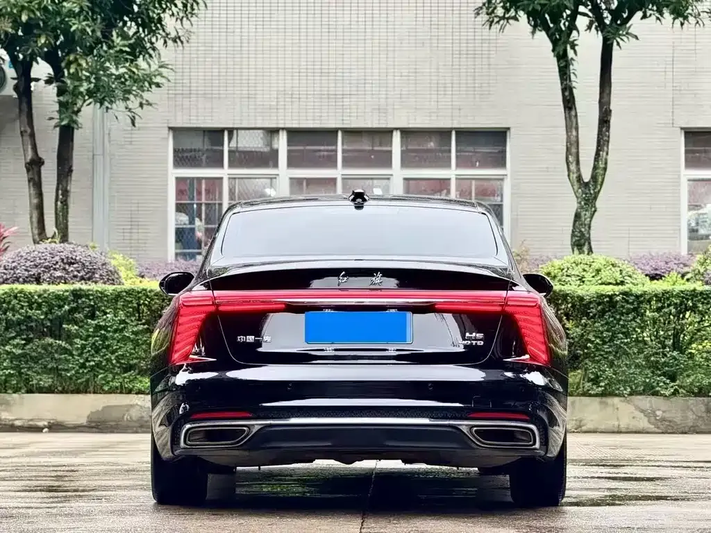 Hongqi H5 — фото 3