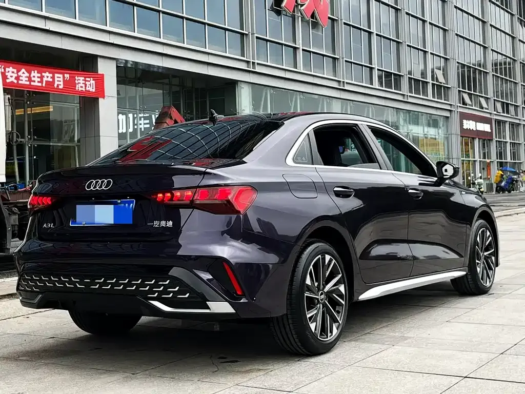 Audi A3 — фото 8