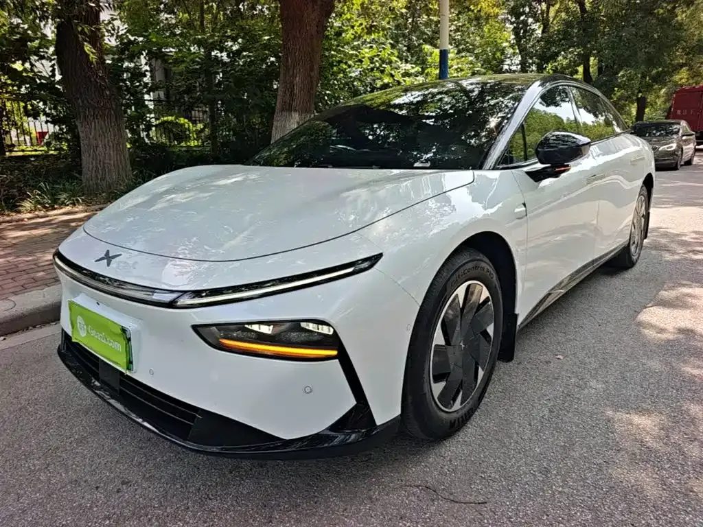 XPeng P7+ — фото 1