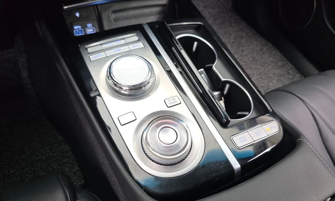 Genesis G80 — фото 10