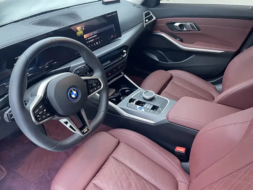 BMW i3 — фото 7