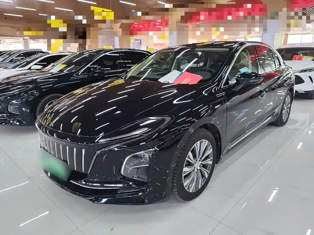 Hongqi E-QM5 — фото 8