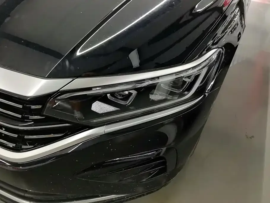 Volkswagen Passat — фото 3