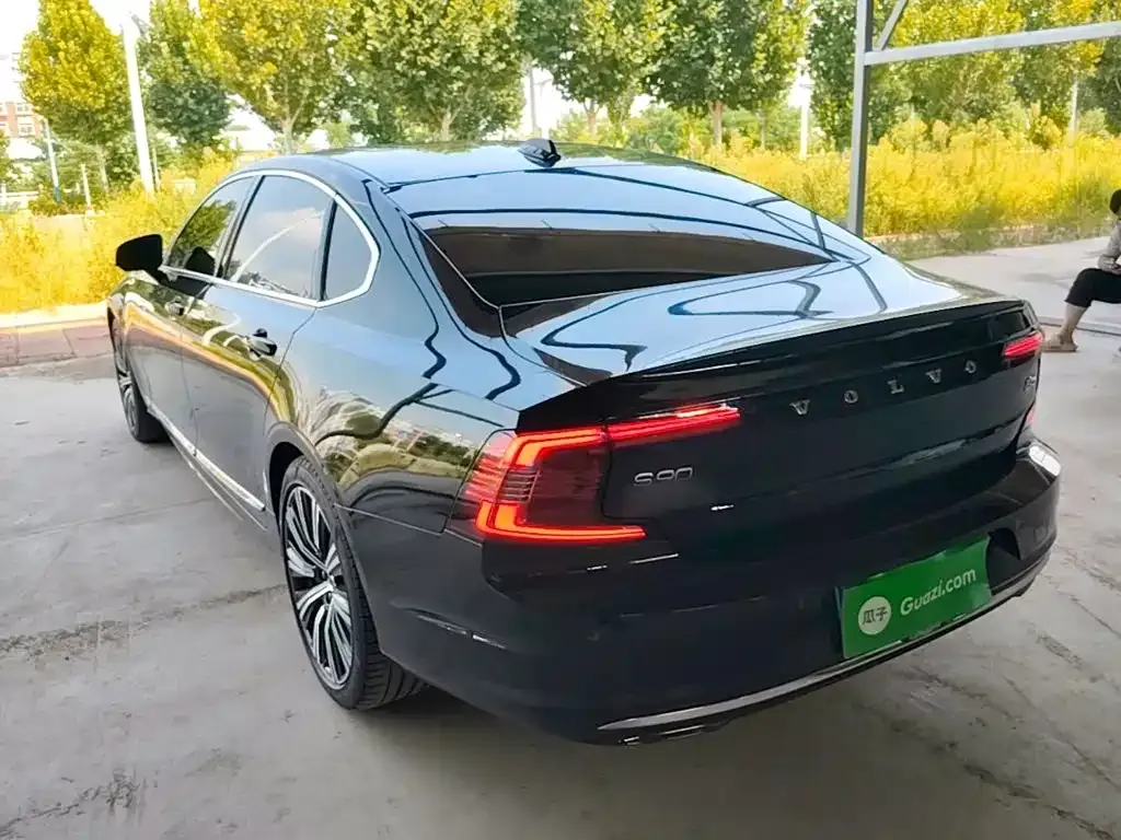 Volvo S90 — фото 3