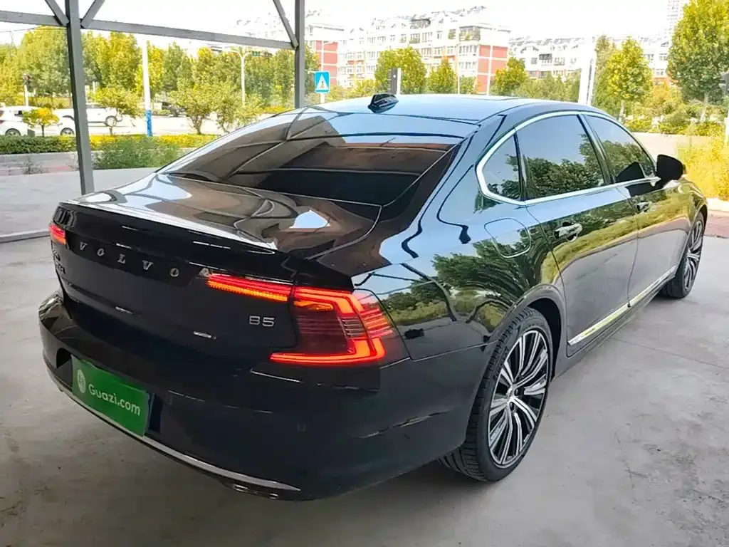 Volvo S90 — фото 4
