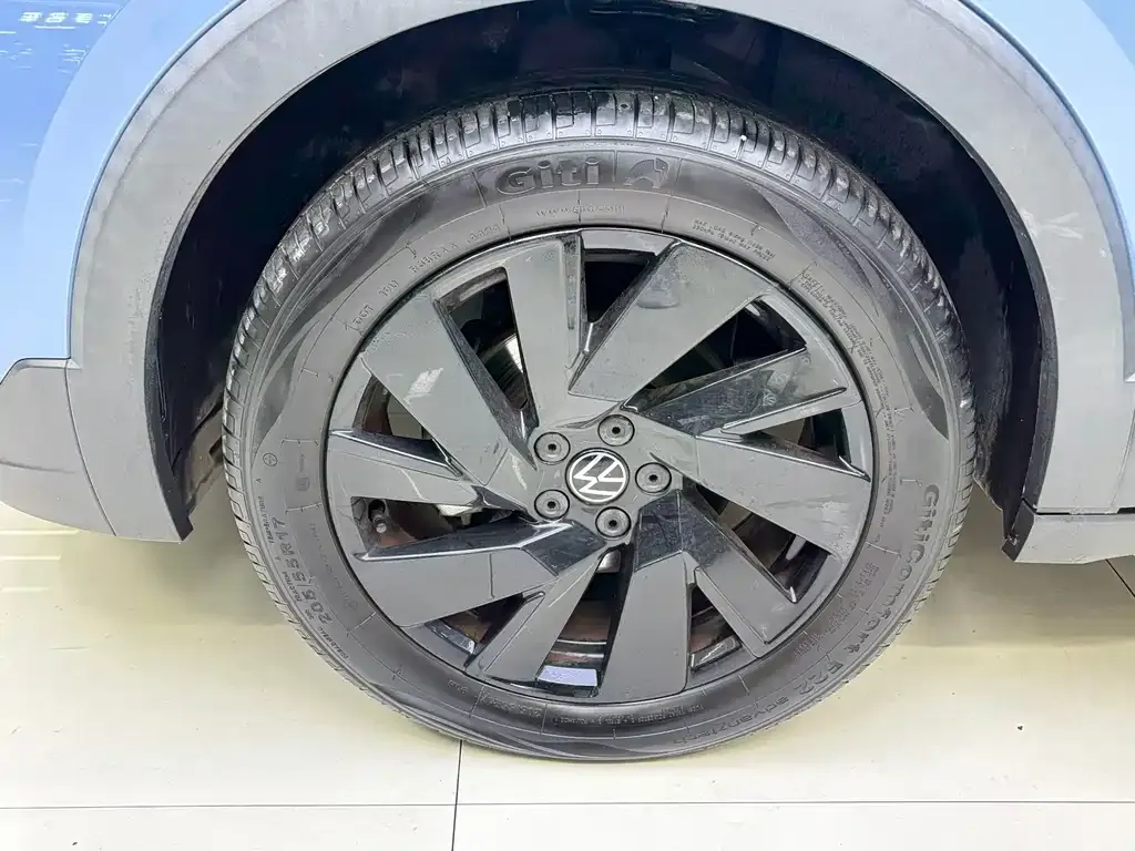 Volkswagen Tharu — фото 3