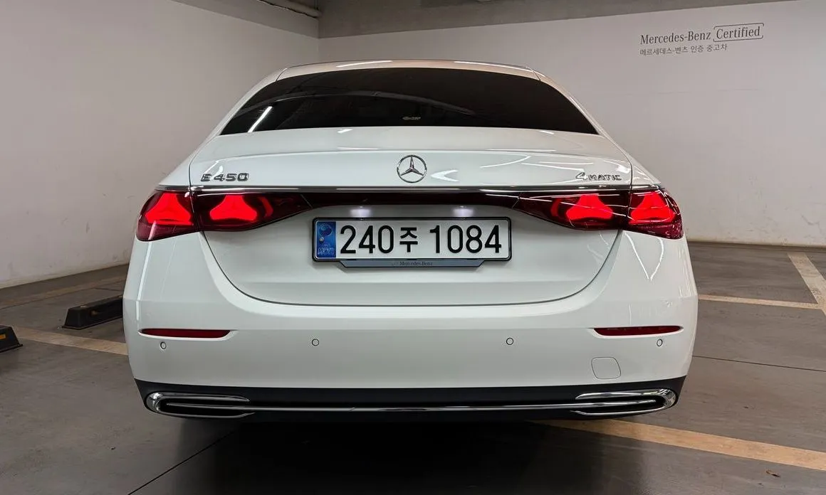 Mercedes-Benz E-Class — фото 2