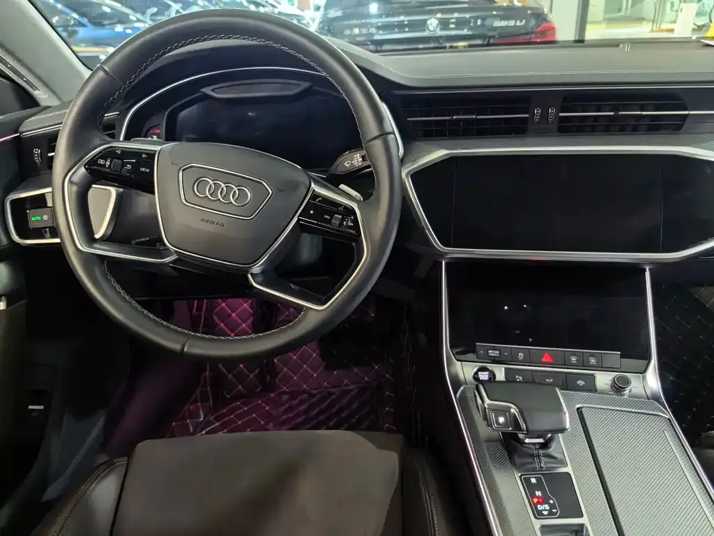 Audi A7L — фото 2