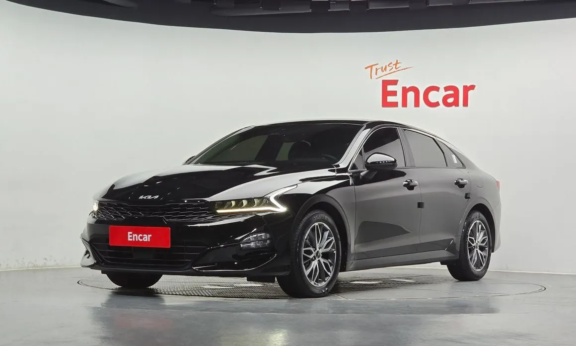 Kia K5 — фото 1