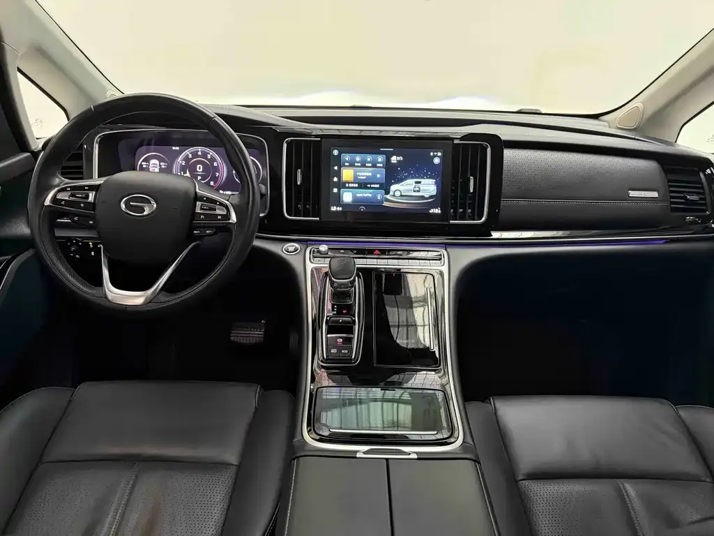 GAC Motor Trumpchi M8 — фото 9